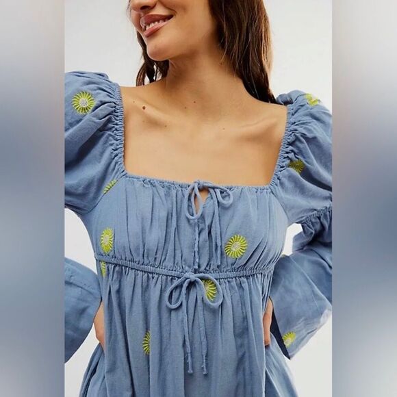 FREE PEOPLE Emory Boho Embroidered Square Neck Puff Sleeve Peasant Dress Size XS - Picture 7 of 15